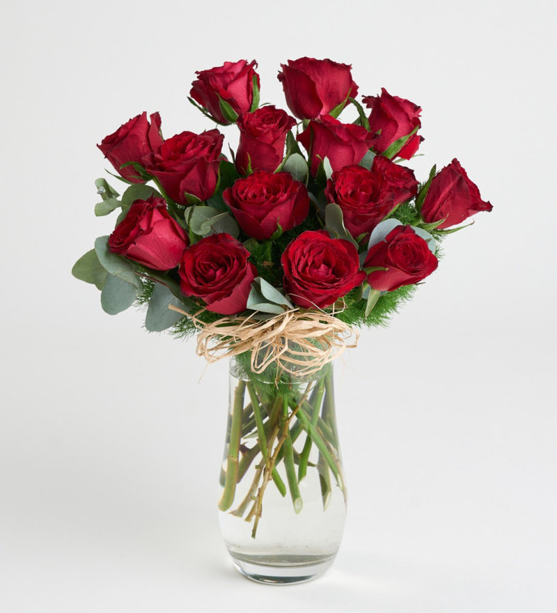 Paşabahçe Vazoda 15'li Kırmızı Gül